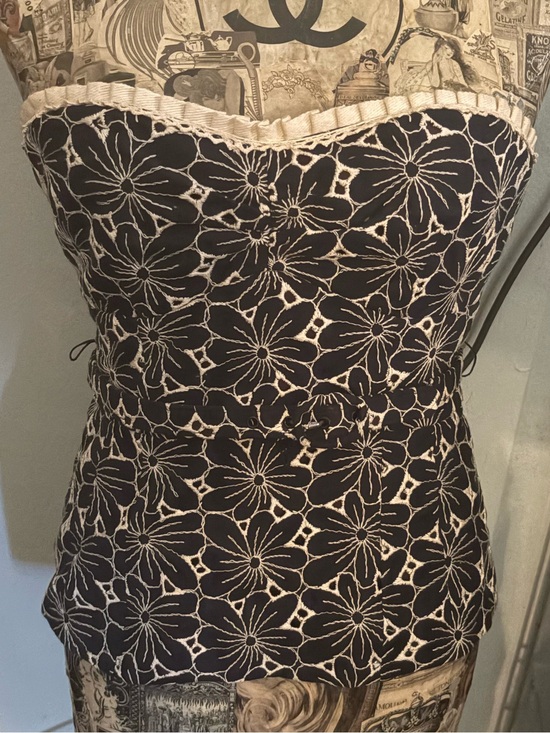 Nanette Lepore Tops - Strapless navy bustier style top silk liked Nanette Lepore NWOT Anthropologie